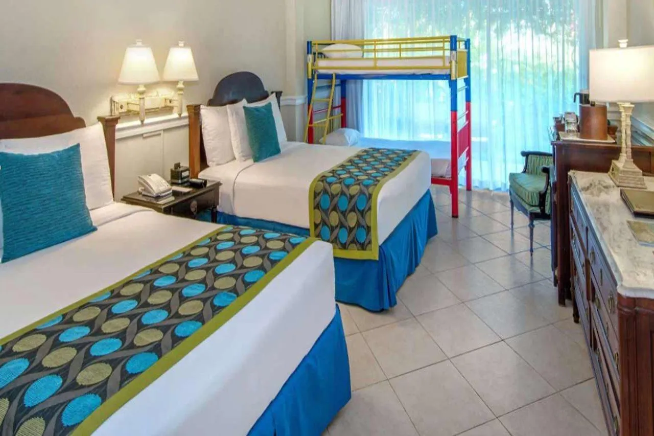 Hotel The Oasis At Sunset Montego Bay
