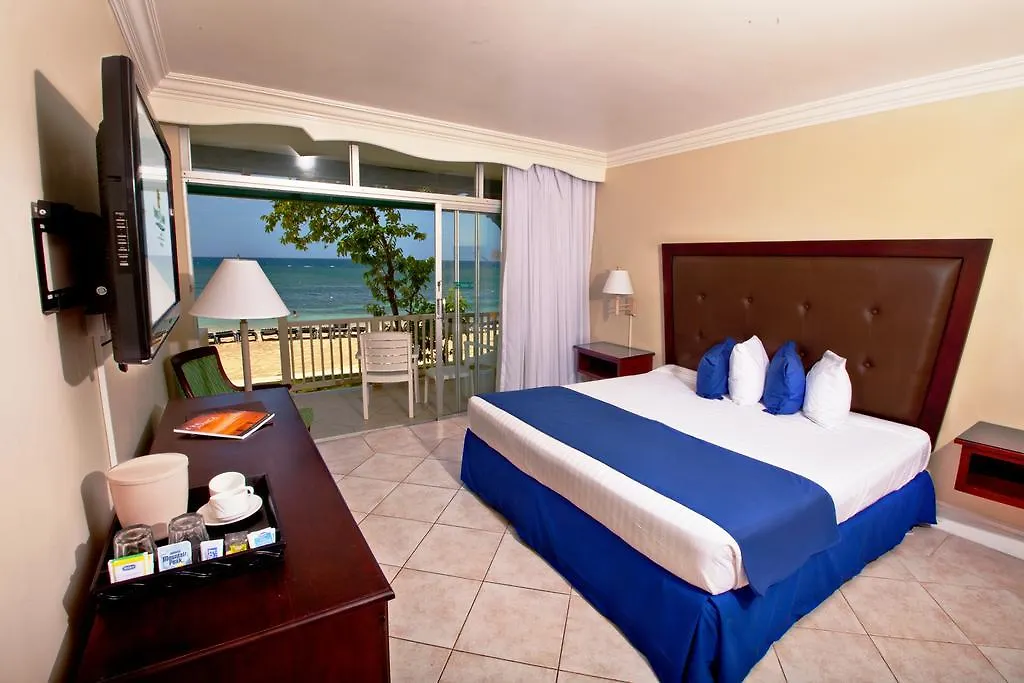 **** Rezort Hotel The Oasis At Sunset Montego Bay Jamajka